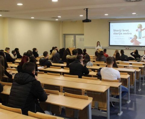 U sklopu programa „Stariji brat, starija sestra“ posjetili smo IU Travnik